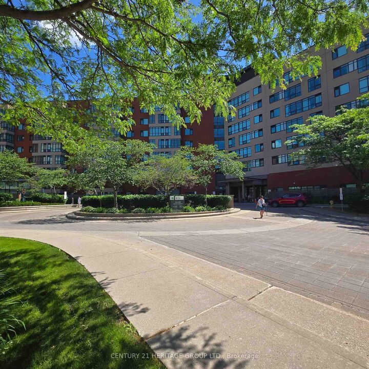 Property Photo: 90 Scottfield Drive 319 ON M1S 5W4