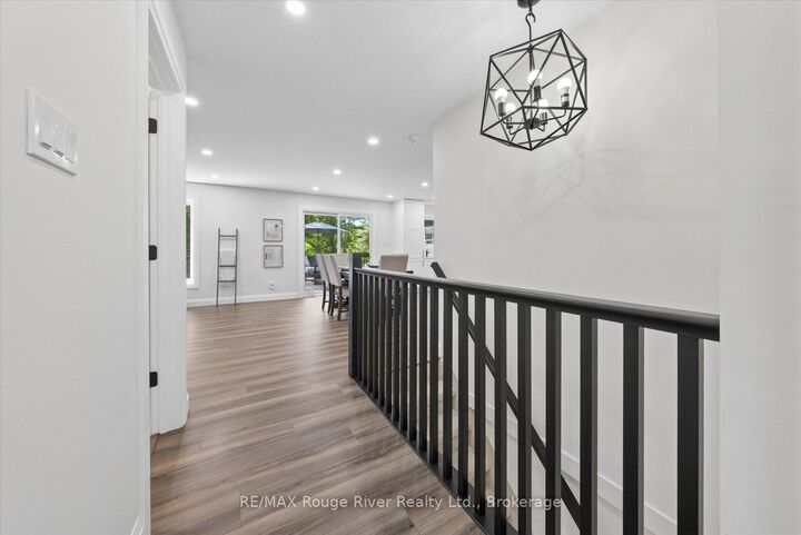 1004 Telecom Road — photo 1