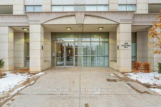 Property Photo: 29 Northern Heights 606 ON L4B 4L8