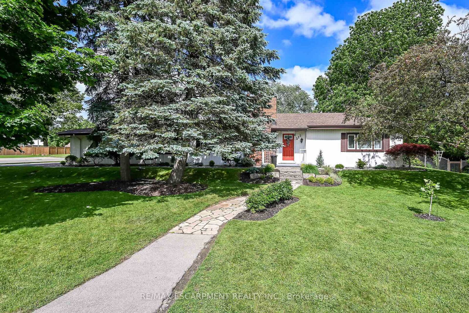 Property Photo: 511 Fiddlers Green Road ON L9G 1X3