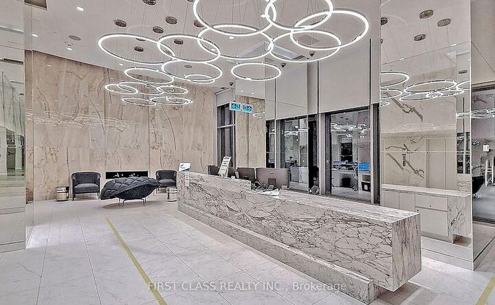 Property Photo: 251 Jarvis Street 826 ON M5B 0C3