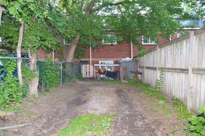 Property Photo: 125 Harrison Street ON M6J 2A2
