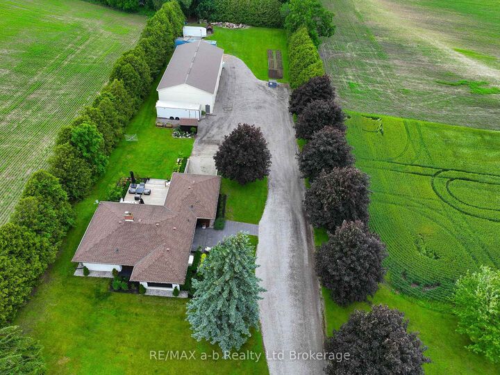 306171 Caley Road — photo 1