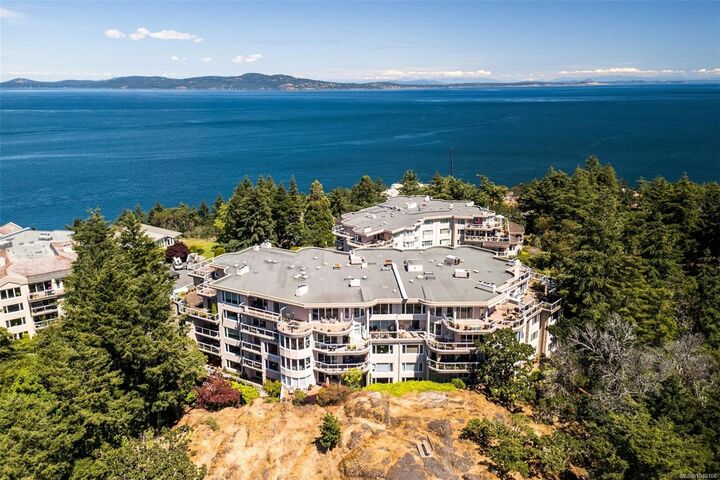 Property Photo: 2829 Arbutus Rd #Ph52 BC V8N 5X5