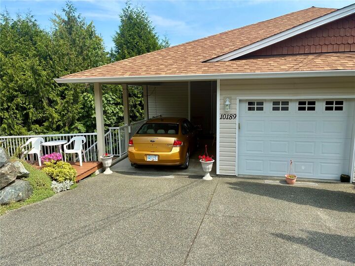 Property Photo: 10189 View St BC V0R 1K2