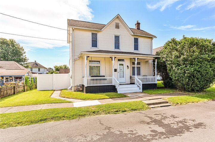 Property Photo: 27 Oak St PA 15650
