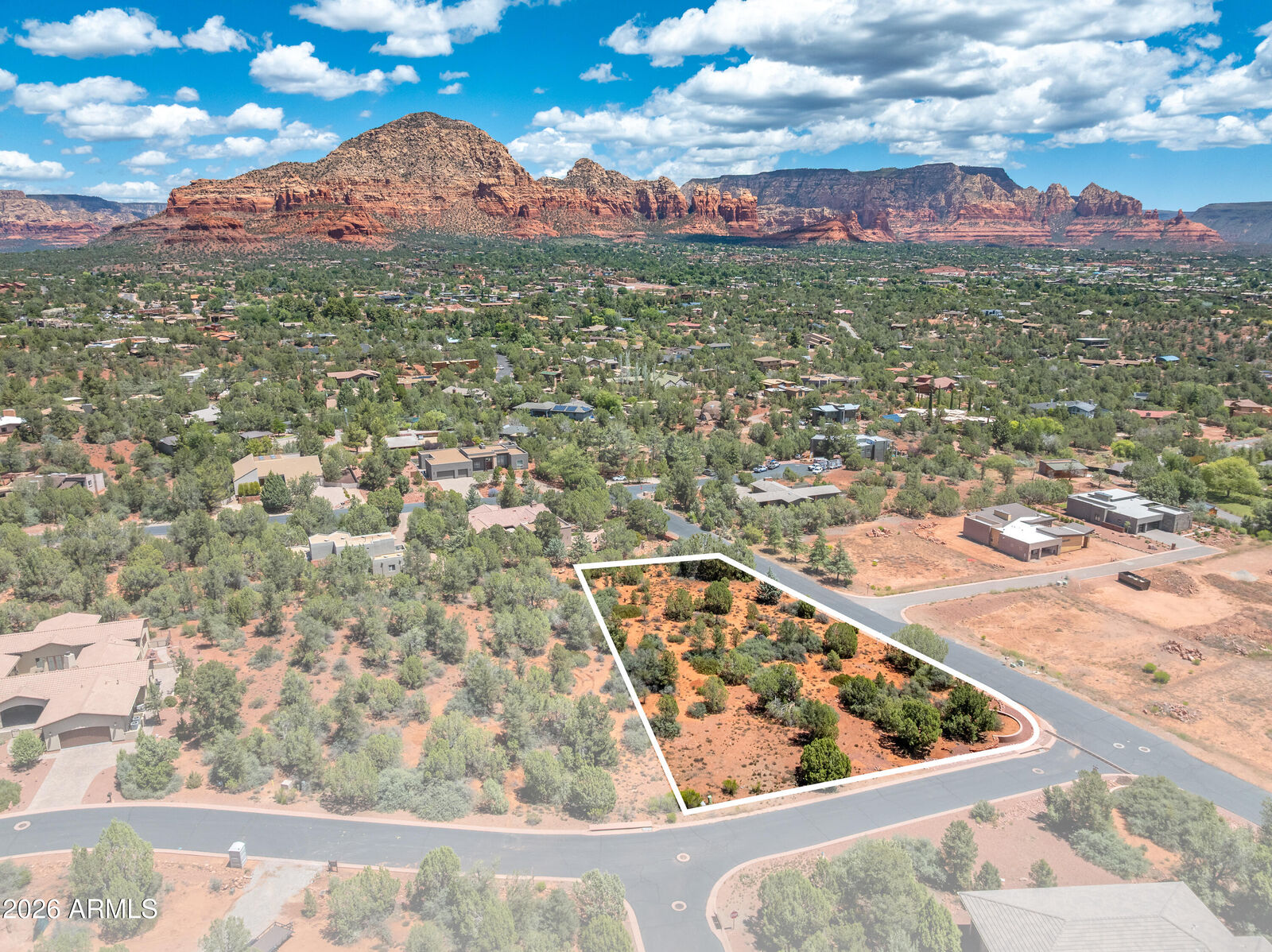 Property Photo:  3040 Calle Del Arroyo -- 1  AZ 86336 