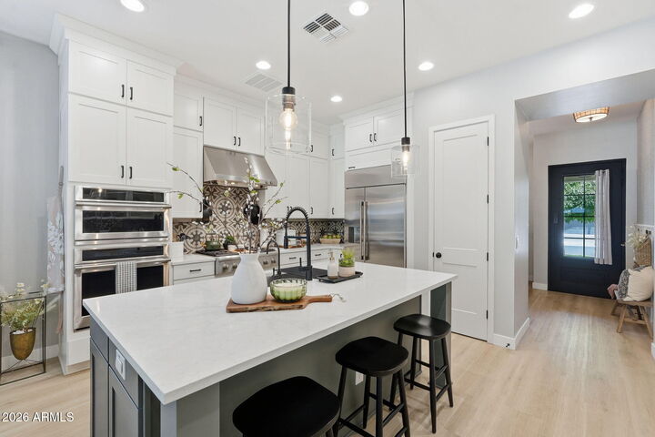 Property Photo: 3429 E Pinto Drive AZ 85296