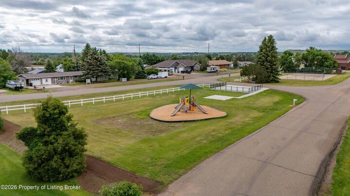 Property Photo:  3030 Lakeview Drive  ND 58601 