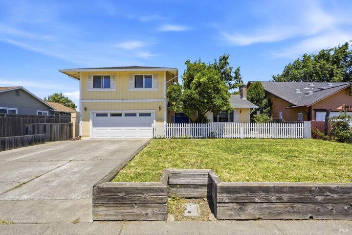 Property Photo:  1059 Santa Clara Lane  CA 94954 