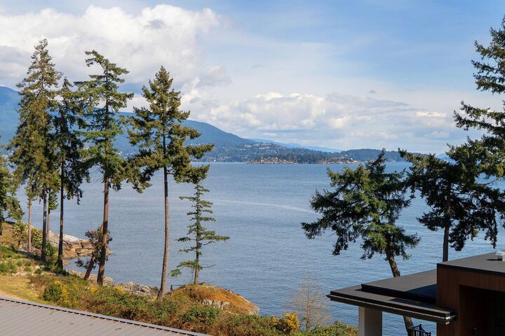 Property Photo: 242 Shore Lane BC V0N 1G2