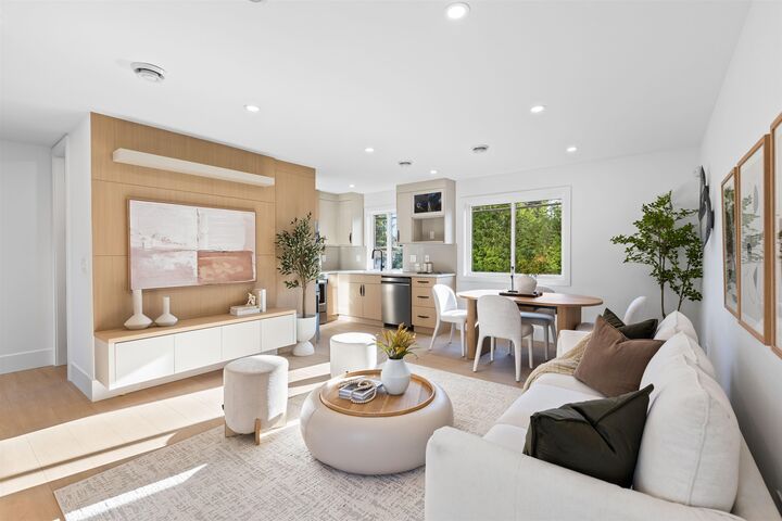 Property Photo: 6831 Salisbury Avenue 3 BC V5E 2Z4