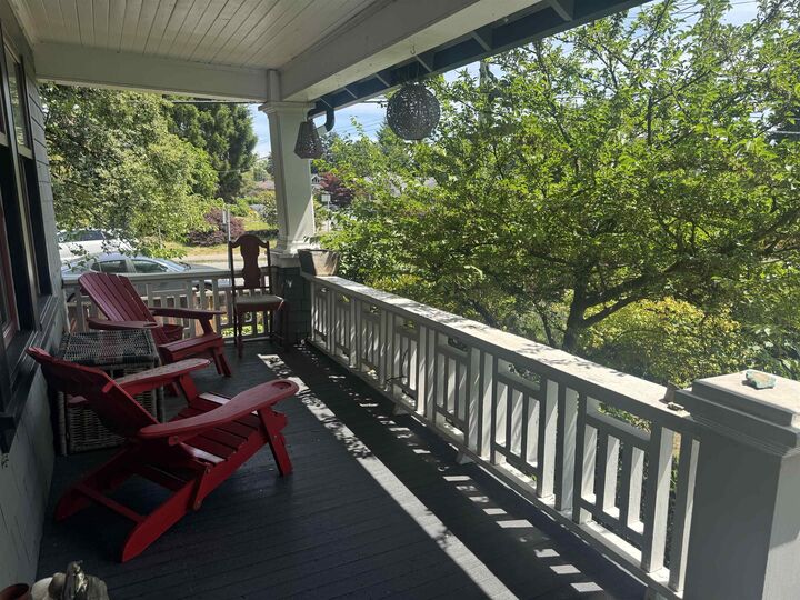 Property Photo: 364 E 14th Street BC V7L 2N6