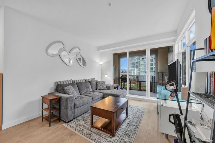 Property Photo: 7788 18th Street 311 BC V3N 0J3