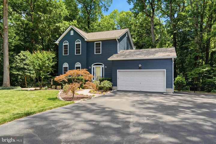 Property Photo:  3148 Holland Cliffs Road  MD 20639 