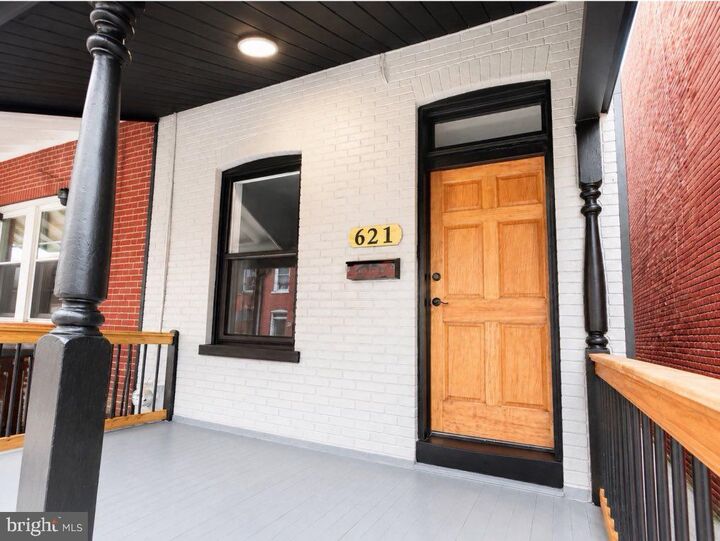 Property Photo:  621 Lake Street  PA 17603 