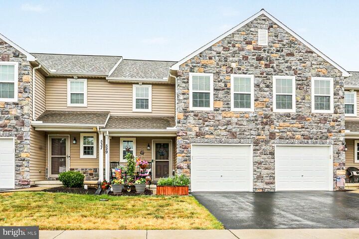 Property Photo:  529 Brookwood Dr U-0138 Drive  PA 17078 
