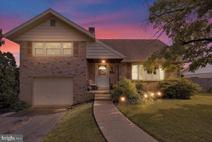 Property Photo:  1116 Dogwood Drive  PA 19609 