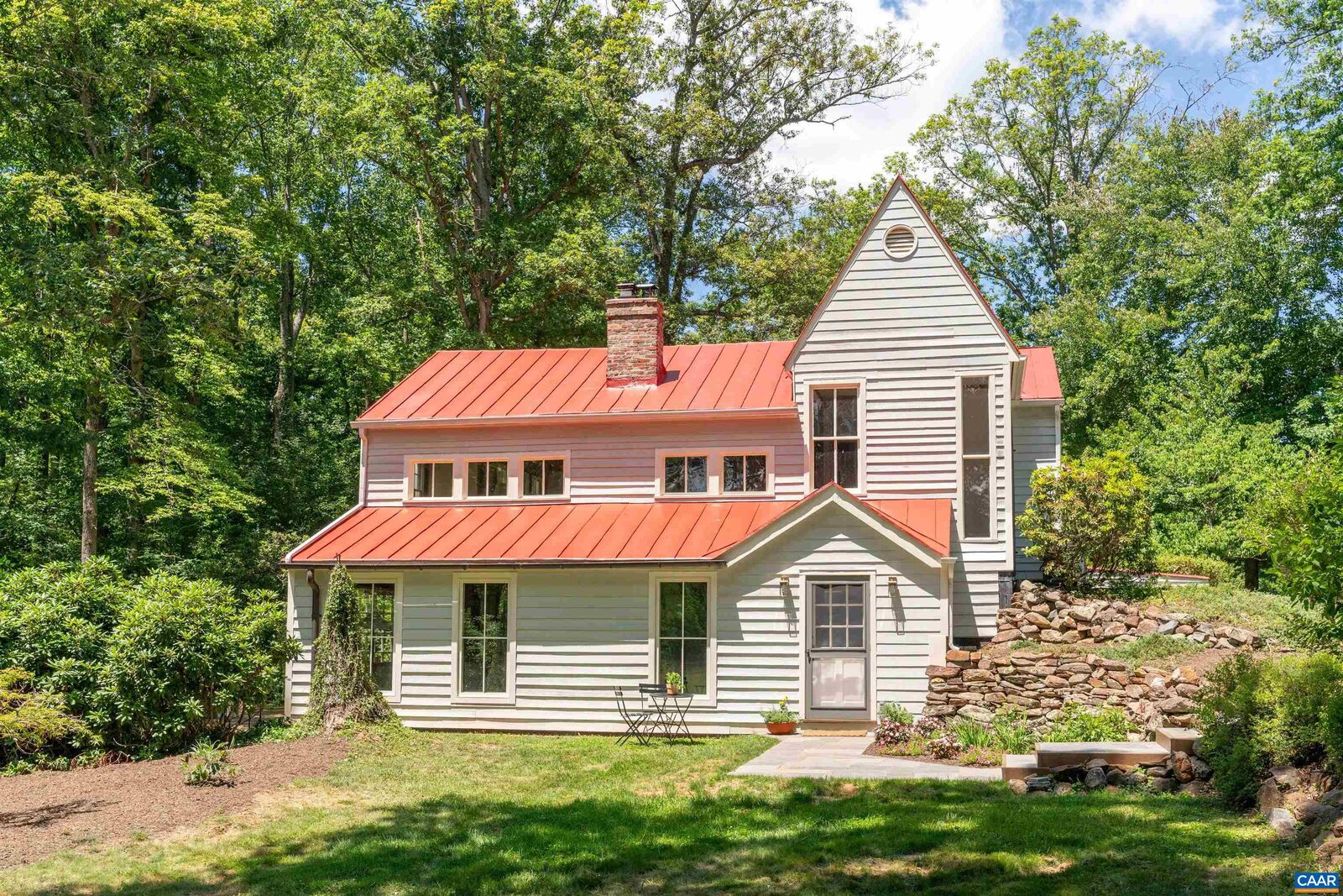 Property Photo: 2830 Penny Ln VA 22903