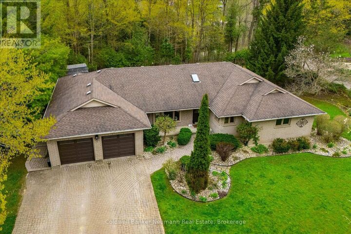 Property Photo:  25 Riverview Drive  ON N0B 1S0 