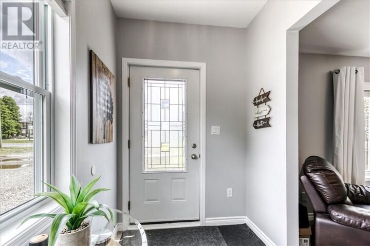 Property Photo:  4755 Notre Dame Avenue  ON P3P 1X5 