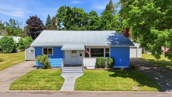Property Photo:  1313 E Birch Ave  ID 83814 