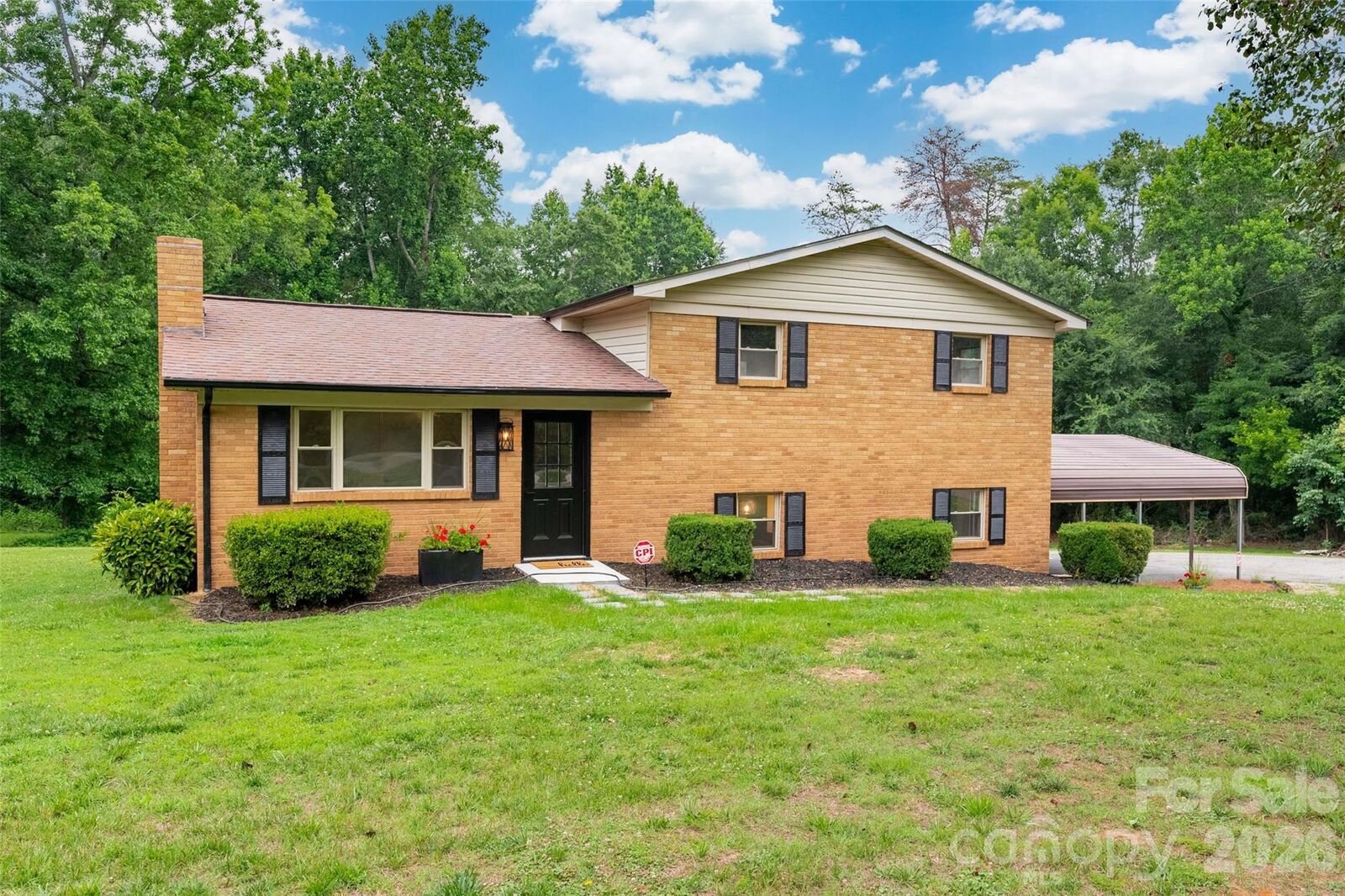 Property Photo:  3339 Rhyne Forest Road  NC 28080 