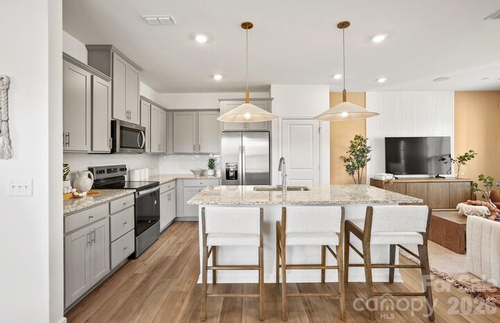 Property Photo:  15121 Parkside Crossing Drive  NC 28278 
