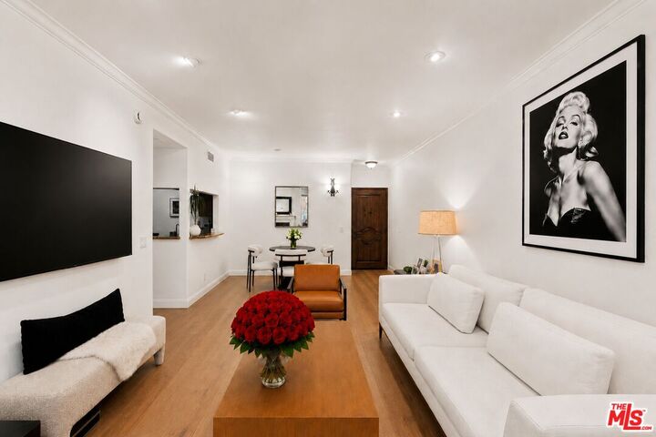 Property Photo: 4128 Whitsett Ave CA 91604