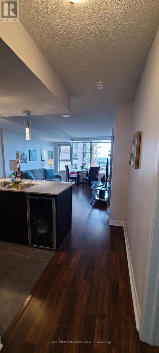 Property Photo:  190 Borough Drive 2801  ON M1P 0B6 