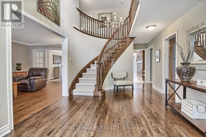 Property Photo: 617 Brooker Ridge ON L3X 1V7