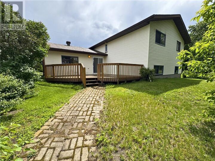 Property Photo:  26 Timothy Avenue  ON P3Y 1B5 