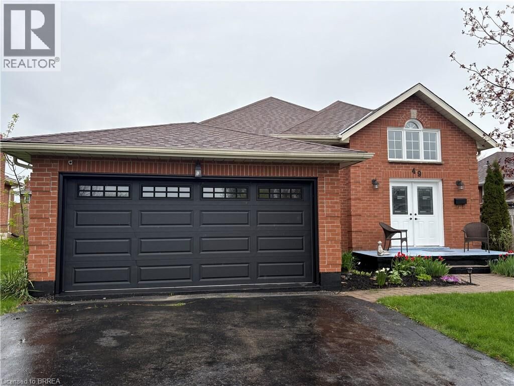 Property Photo:  49 King William Street  ON N0E 1N0 