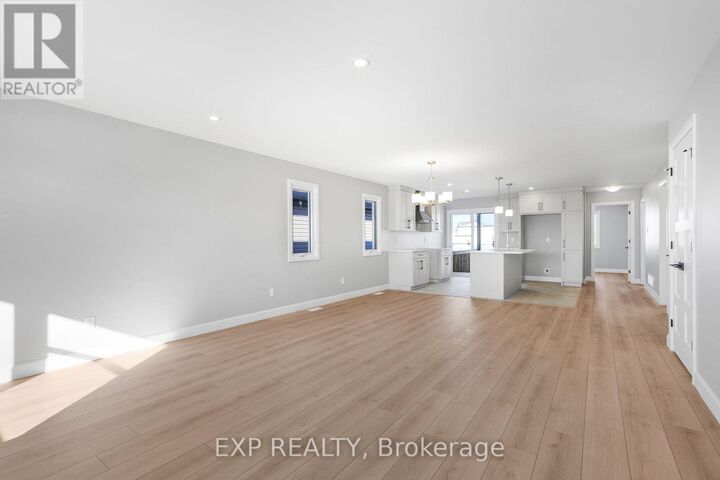 Property Photo:  990 Katia Street  ON K0A 2M0 