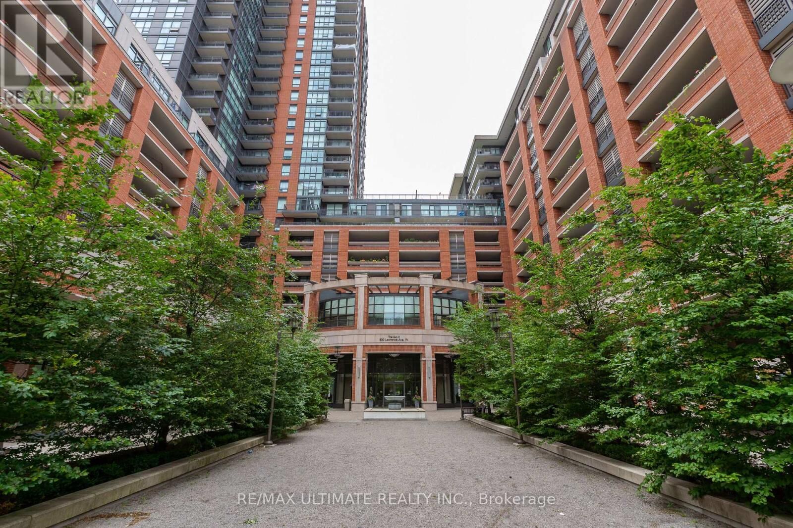 Property Photo: 830 Lawrence Avenue West 308 ON M6A 0B6