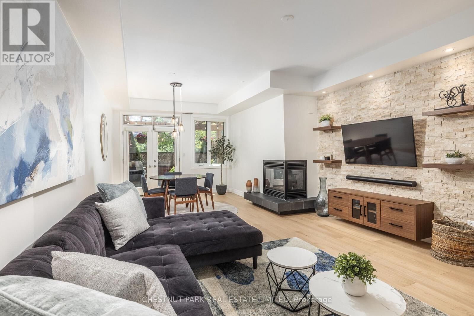 Property Photo:  500 Richmond Street West 101  ON M5V 3N4 