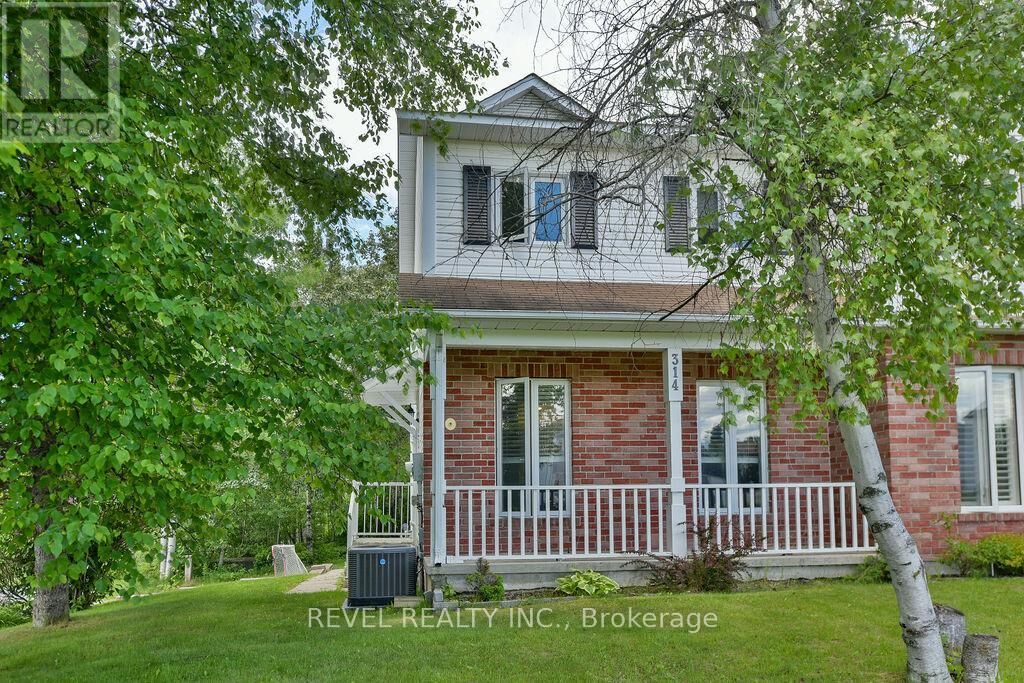 Property Photo:  314 Jv Bonhomme Boulevard  ON P4P 1H4 