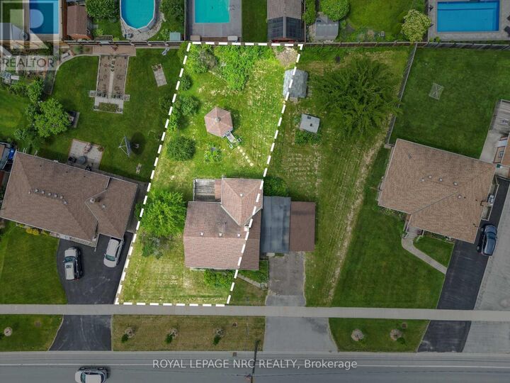 267 Lakeshore Road — photo 1