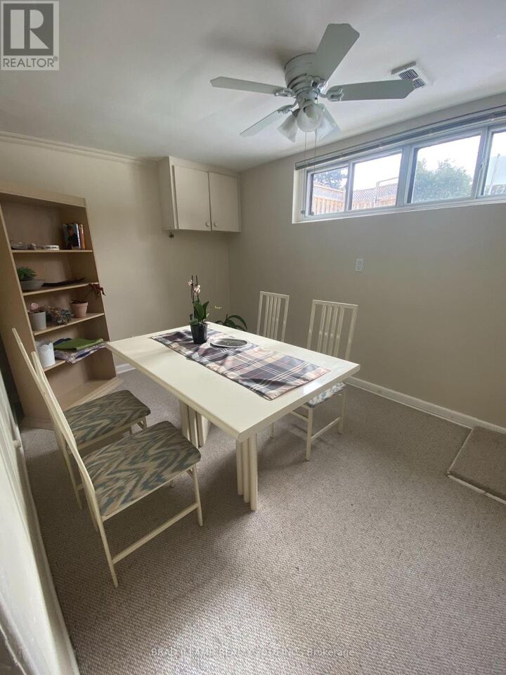 Property Photo:  267 Maxwell Street Lower  ON M3H 5C1 