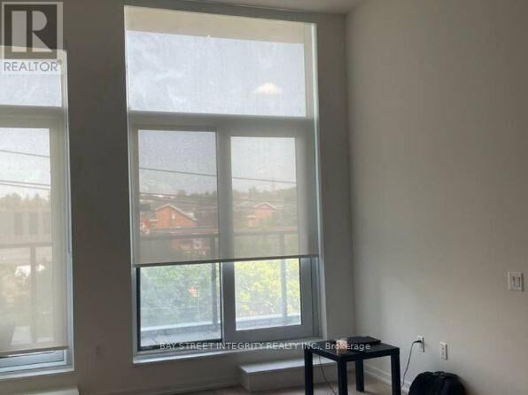 Property Photo: 1285 Dupont Street 308 ON M6H 0E3