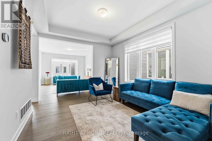 Property Photo:  105 Alamo Street  ON K2J 6H1 
