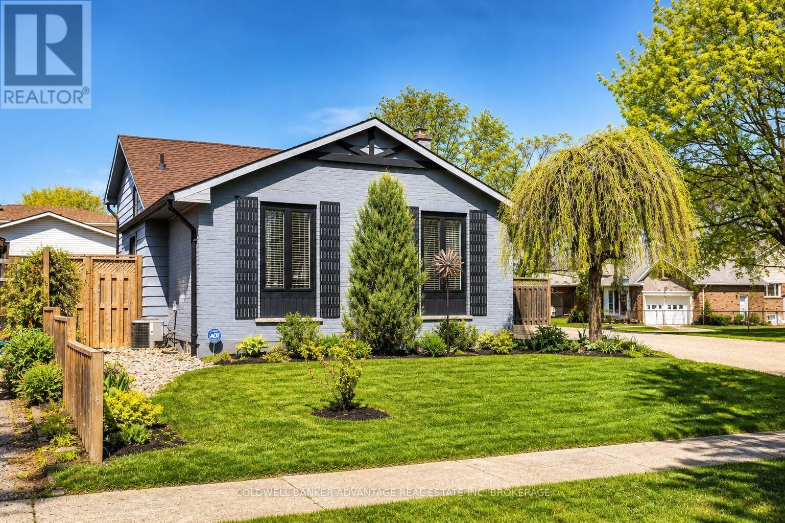 Property Photo: 29 Willcher Drive ON L2M 6R2