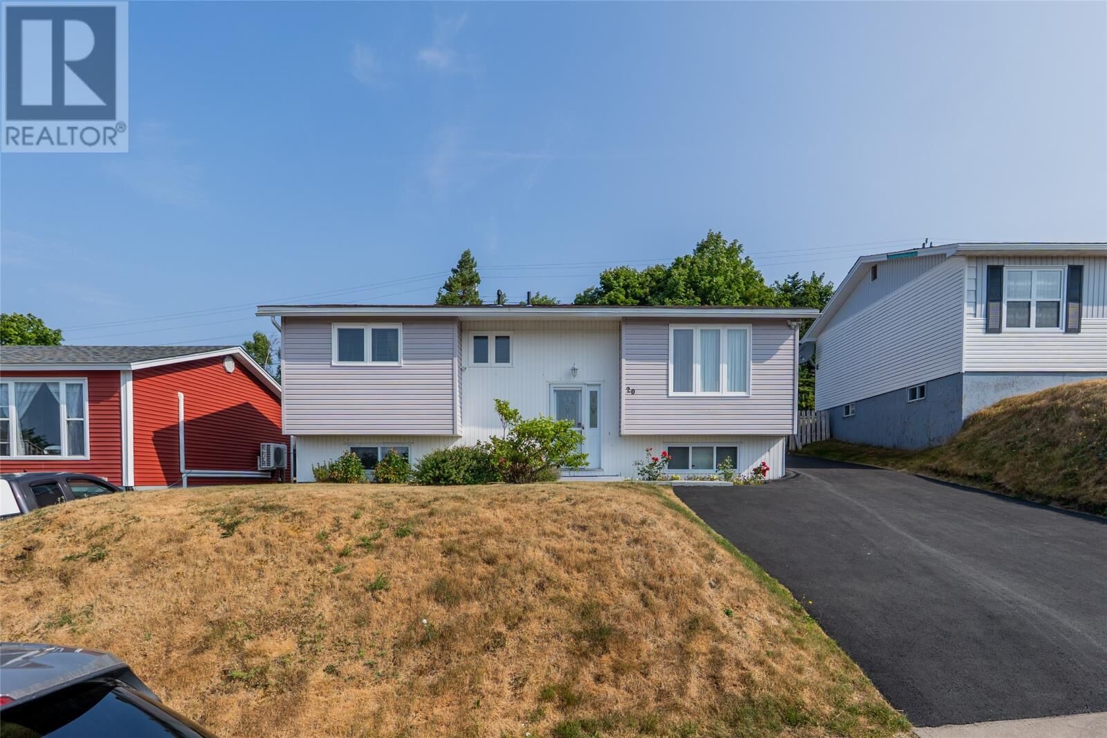 Property Photo:  20 Clearview Street  NL A1S 1B3 