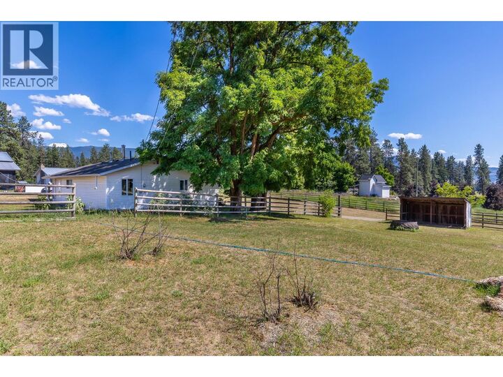 Property Photo: 4420 Schubert Road BC V0E 1B4