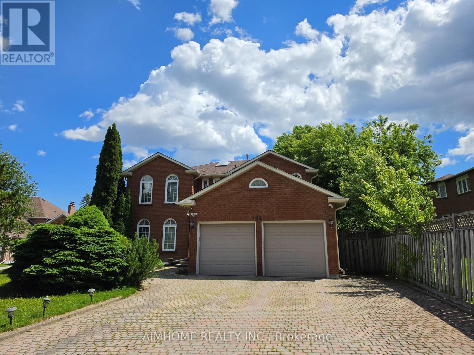 Property Photo:  49 Holbrook Court  ON L3R 7P8 