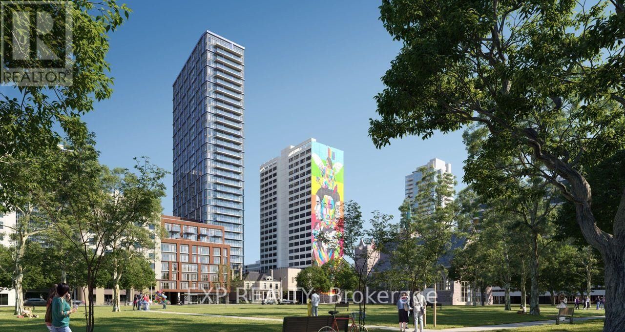 Property Photo:  308 Jarvis Street 818  ON M5B 0E3 