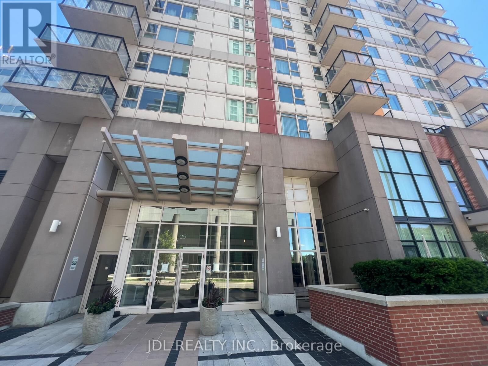 Property Photo:  25 Town Centre Court 2108  ON M1P 0B4 