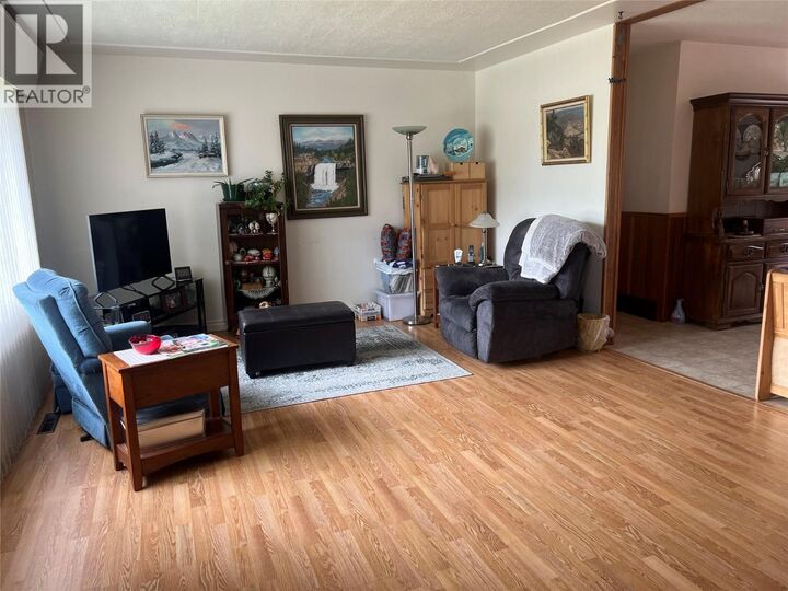 Property Photo:  1025 92 Avenue  BC V1G 1C2 