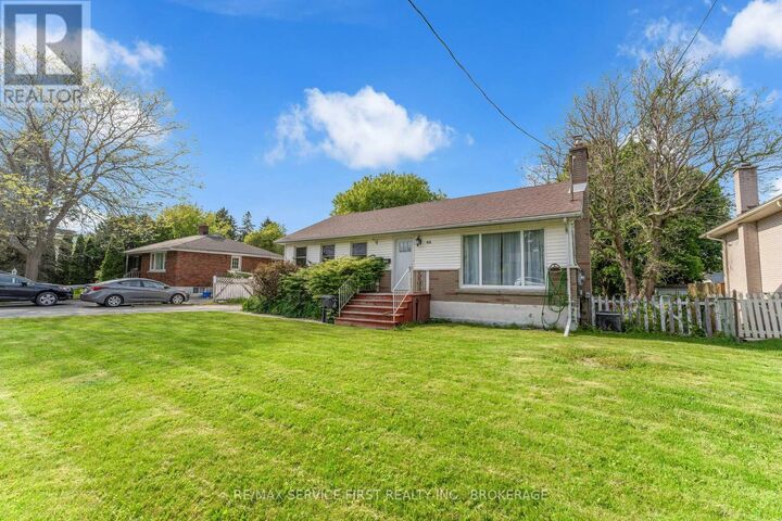 Property Photo:  44 Cranbrook Street  ON K7M 4N2 