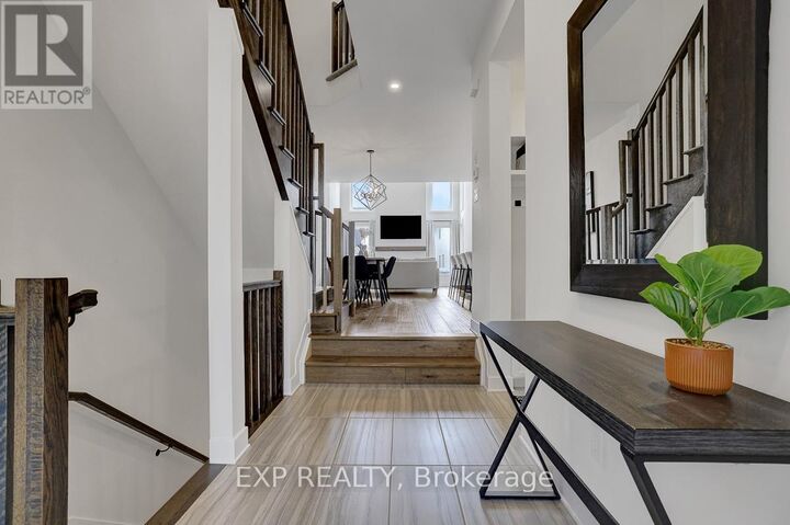 Property Photo:  512 Triangle Street  ON K2V 0M8 